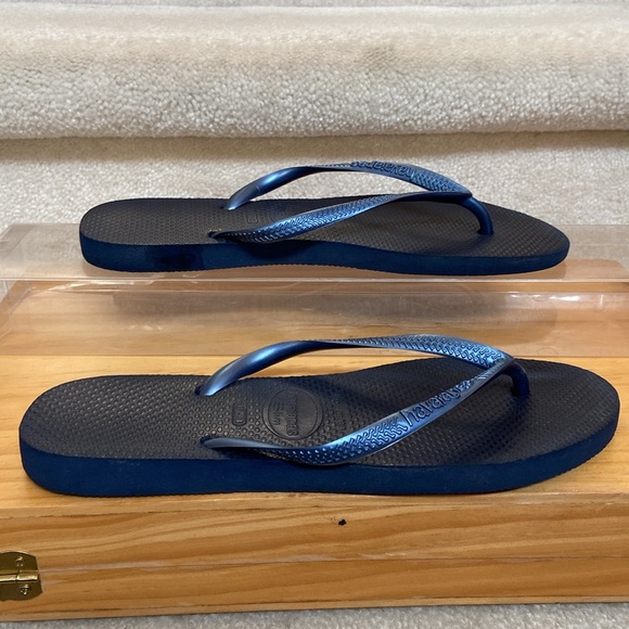 havaianas metallic blue flip flops / sandals - Picture 3 of 12